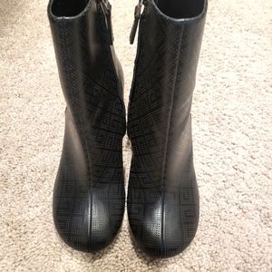 Givenchy leather G Cube monogram ankle boot